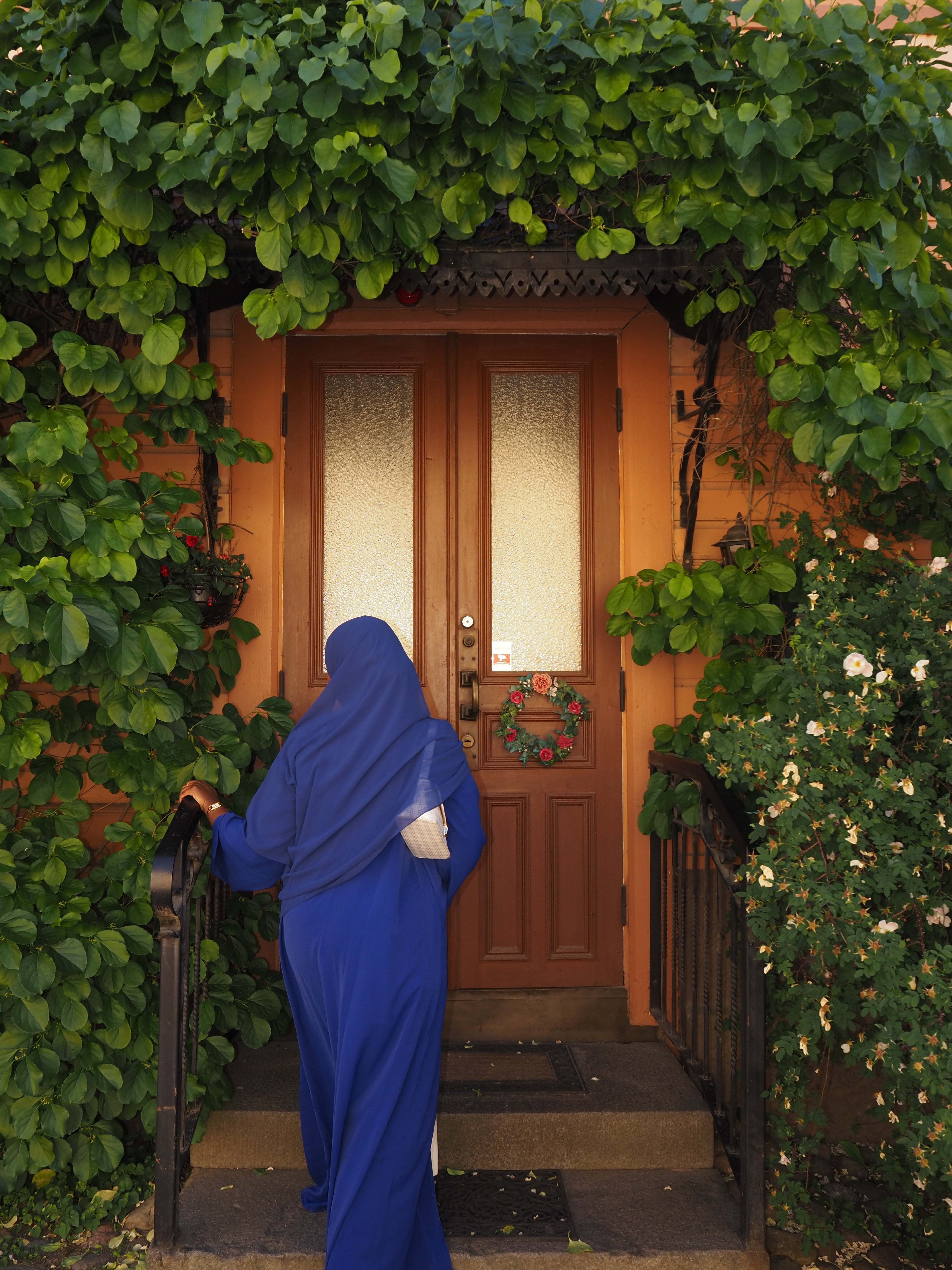 The Essentials Open Abaya